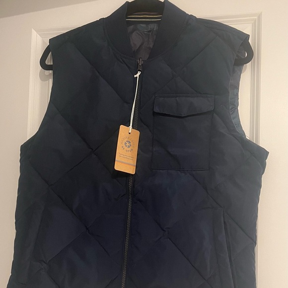 NWT-Marine Layer Reversible Puffer Vest in Sky Captain - Picture 5 of 7